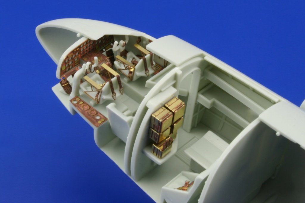 Intérieur du Fw 200C Condor Eduard SS284 au 1/72 REVELL – image 3