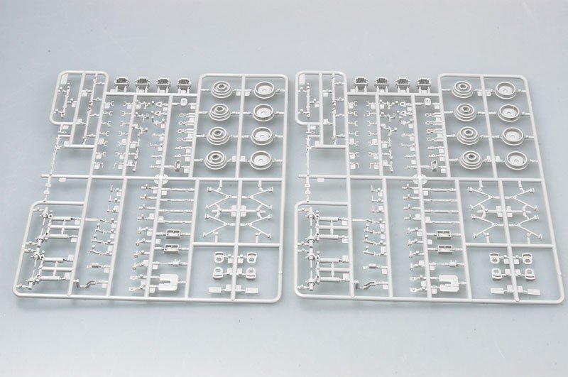 Trumpeter 00387 Italien B1 Centauro Version tardive (1/35) – image 13