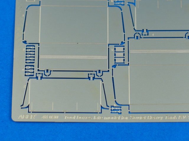 Aber 48030 Czołg KW 1 lub KW 2 wczesne- część 2- zasobniki na narzędzia późne Tamiya 1/48 – imagen 2