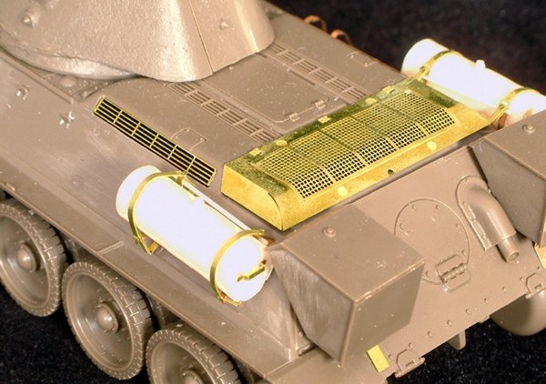 Voyager Model VPE48009 Photo Etched set for Russian Tank T34/76 (For Tamiya 32515 ) 1/48 – Bild 2