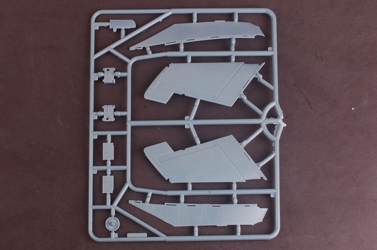 Kitty Hawk 80129 TF-9J Cougar 1/48 – zdjęcie 8