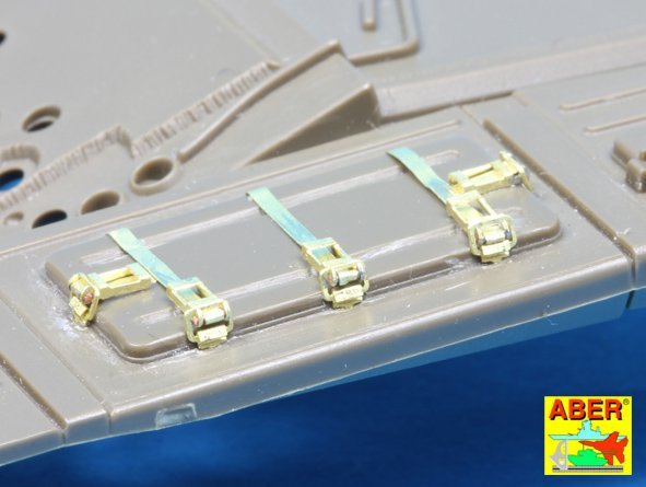 Aber 35A122 Clasps for Russian modern Tanks like T-64;T-72;T-80;T-90 1/35 – Bild 5