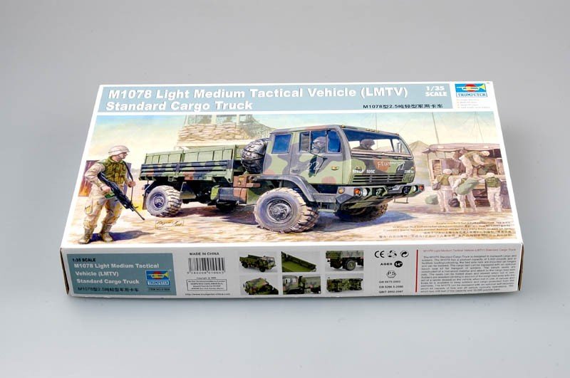 Trumpeter 01004 M1078 Light Medium Tactical Vehicle (LMTV) Standard Cargo Tru 1/35 – immagine 2