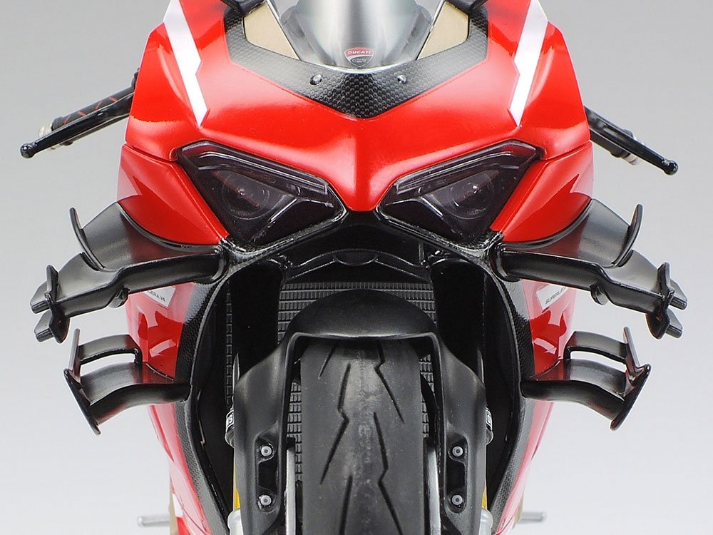 Tamiya 14140 Ducati Superleggera V4 1/12 – immagine 3