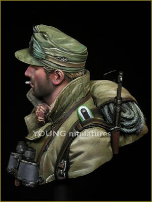 Young Miniatures YM1836 GERMAN GEBIRGSJAGER 1942 1/10 – image 4