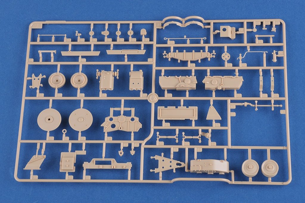 Hobby Boss 84553 German Sd.Kfz.179 Bergepanther Ausf.G 1/35 – Bild 7