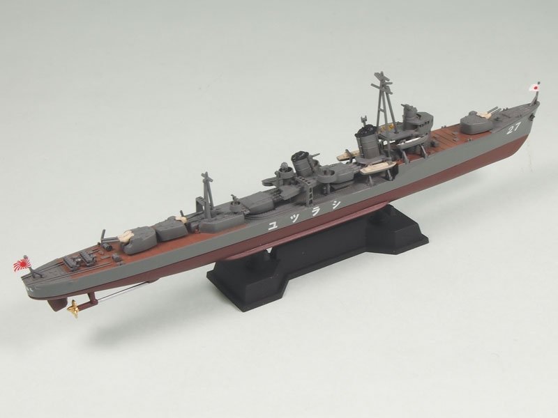 Pit-Road W135 IJN Destroyer Shiratsuyu with hull parts 1/700 – imagen 2