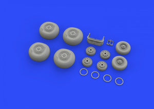 Eduard 648326 Su-34 wheels HOBBY BOSS 1/48 – Bild 3