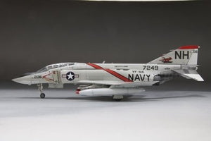 Fine Molds FP43S U.S. Navy Jet Fighter F-4J &amp;quot;Aardvarks&amp;quot; 1/72 – imagen 4