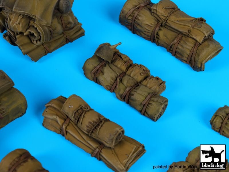Black Dog T35142 Tentage+bedrols N 1/35 – immagine 2