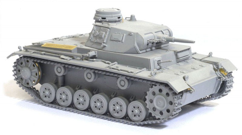 Dragon 6631 Pz.Kpfw. III Ausf. E France 1940 1/35 – image 3