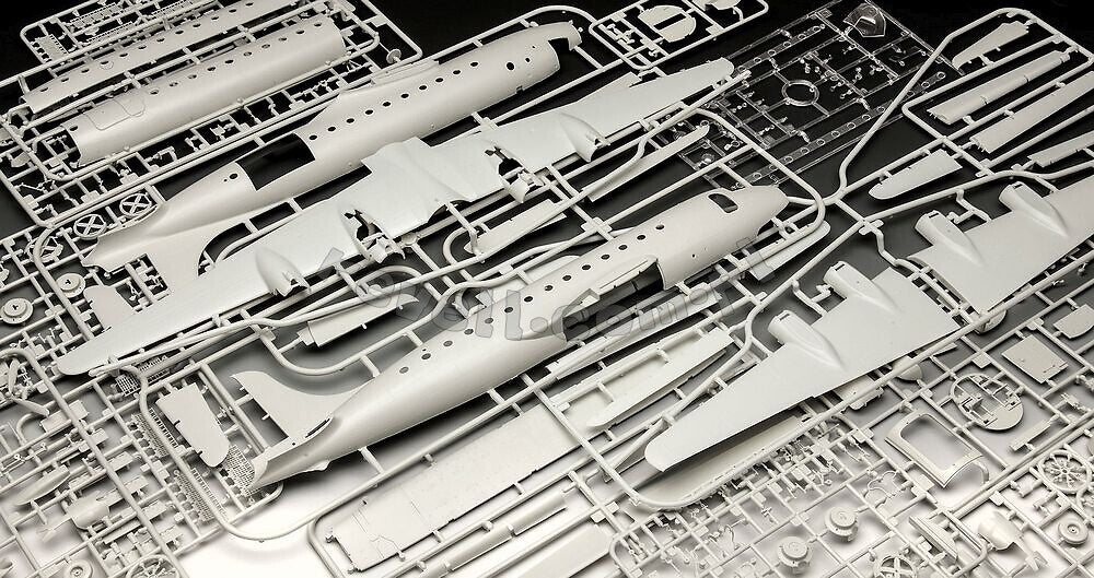 Revell 05652 Coffret cadeau 75e anniversaire du pont aérien de Berlin 1/72 – image 8