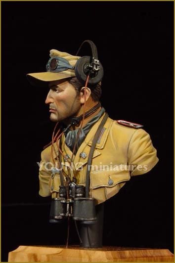 Young Miniatures YM1802 Officier de char DAK 1/10 – image 3
