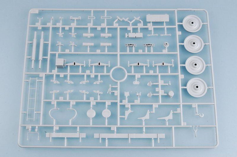 Trumpeter 00210 Kriegslokomotive BR52 1/35 – imagen 27