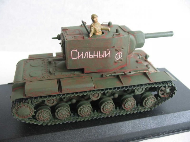 PST 72017 KV-2 Heavy Tank 1/72 – image 13