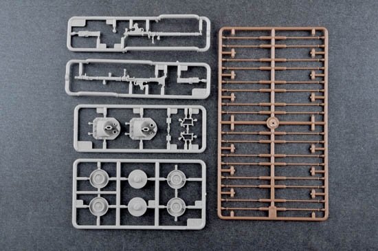 Trumpeter 00920 Char moyen allemand Pzkpfw IV Ausf.H 1/16 – image 7