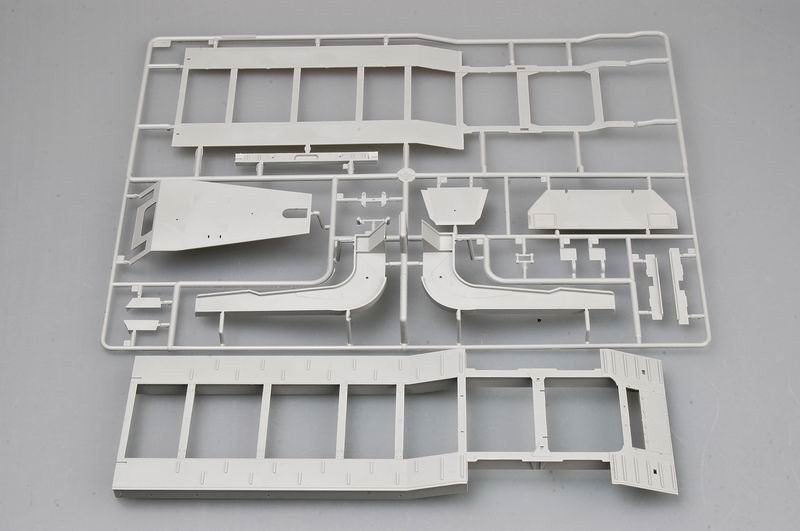 Trumpeter 00211 MAZ-537G intermediate type with MAZ/ChMZAP 5247G semi-trailer 1/35 – zdjęcie 15