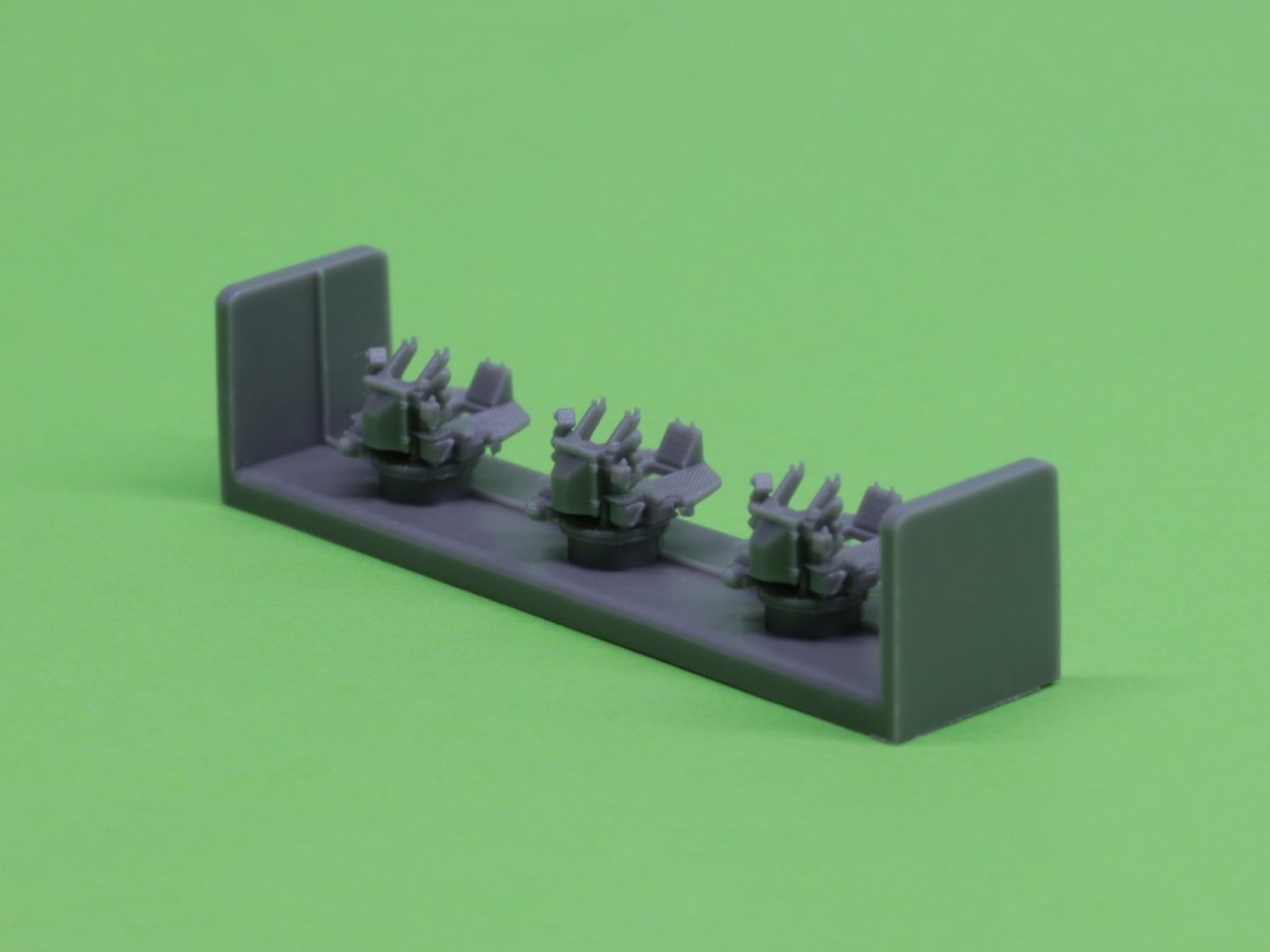 Master SM-350-092 USN 40 mm/56 Bofors twin mount ver.2 / with Mk-51 director - (resin, PE and turned parts) - (6pcs) 1/350 – Bild 5