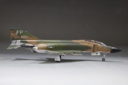 Fine Molds 72846 U.S. Air Force Jet Fighter F-4C “Wolf Pack 1967” 1/72 – imagen 5