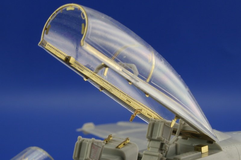 Eduard 49334 F/ A-18F interior 1/48 Hasegawa – Bild 9