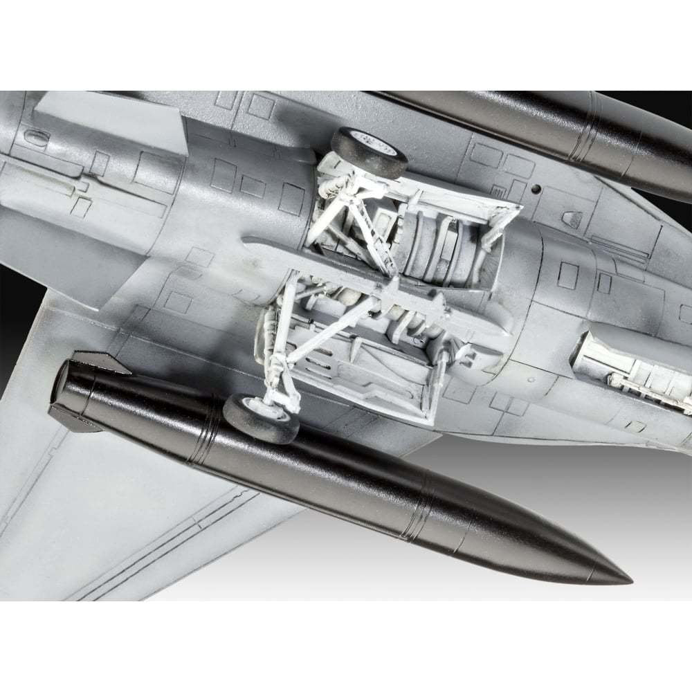 Revell 03905 Lockheed Martin F-16 MLu 100e anniversaire (1/72) – image 4