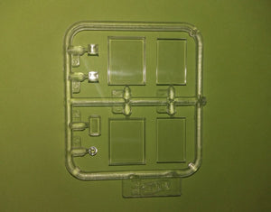 ICM 35659 Taxi de la Marne (1914), Voiture française (1/35) – image 6