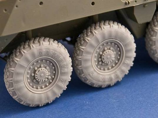 Panzer Art RE35-123 Road wheels for ICV “Stryker” 1/35 – Bild 4