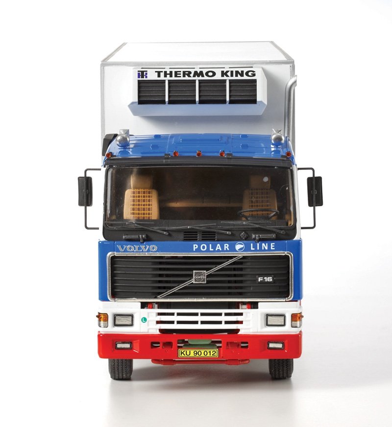 Italeri 3893 VOLVO F16 REEFER TRUCK 1/24 – Bild 3