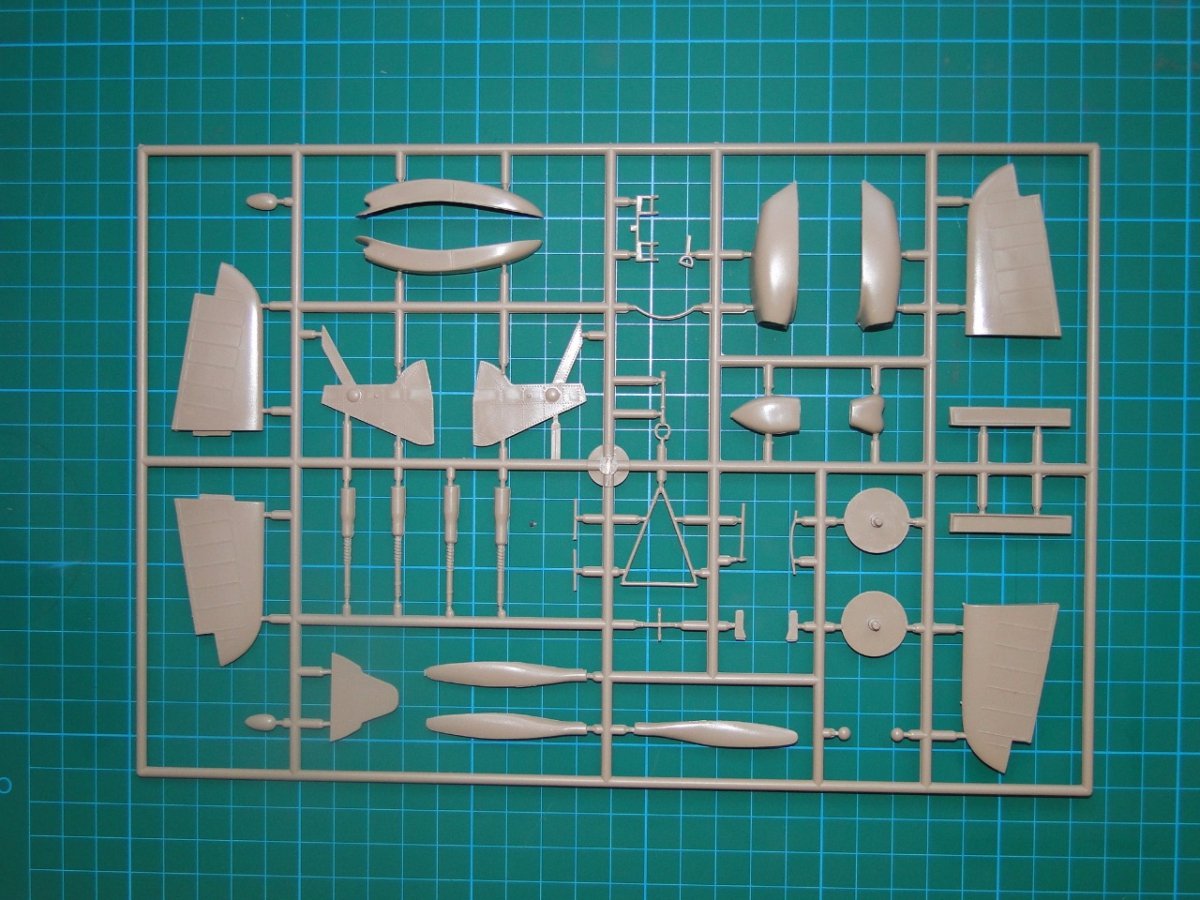 Fly 32014 Hawker Sea Hurricane Mk.IIc 1/32 – image 13