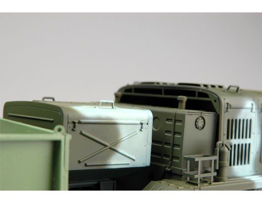 Trumpeter 01005 MAZ/KZKT-537L Ballast Tractor 1/35 – immagine 5