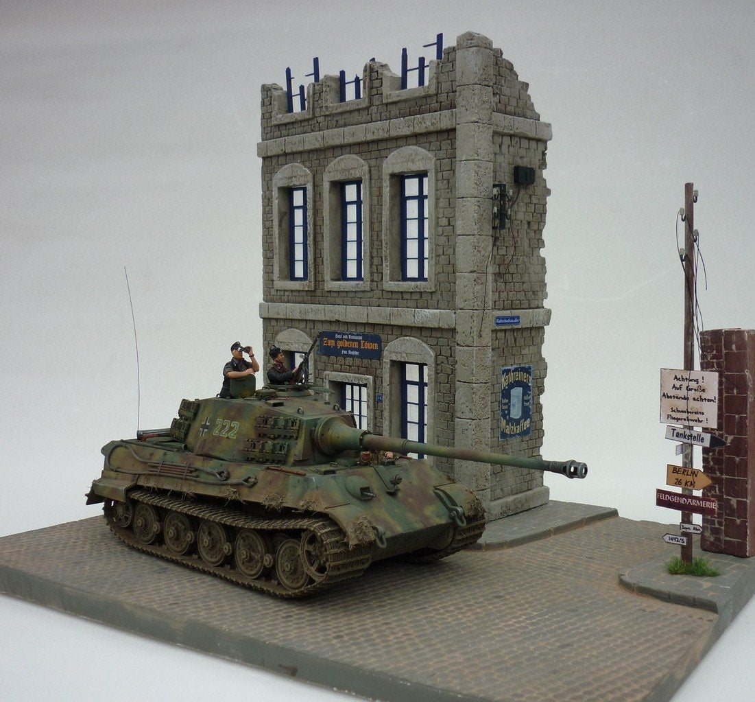 RT-Diorama 35197 Diorama-Base: &amp;quot;Street Corner&amp;quot; 1/35 – Bild 6