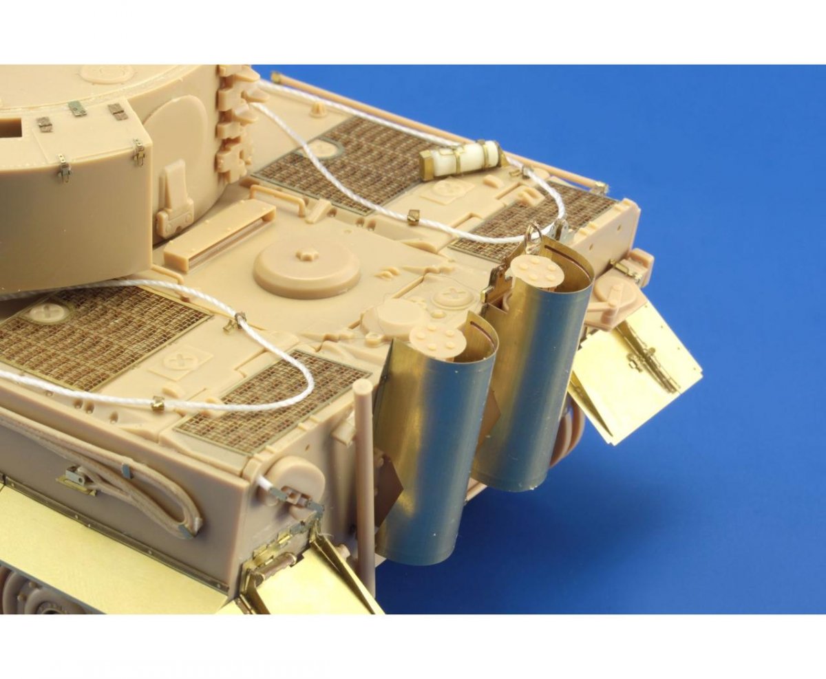 Eduard 36318 Tiger I late 1/35 Academy – image 7