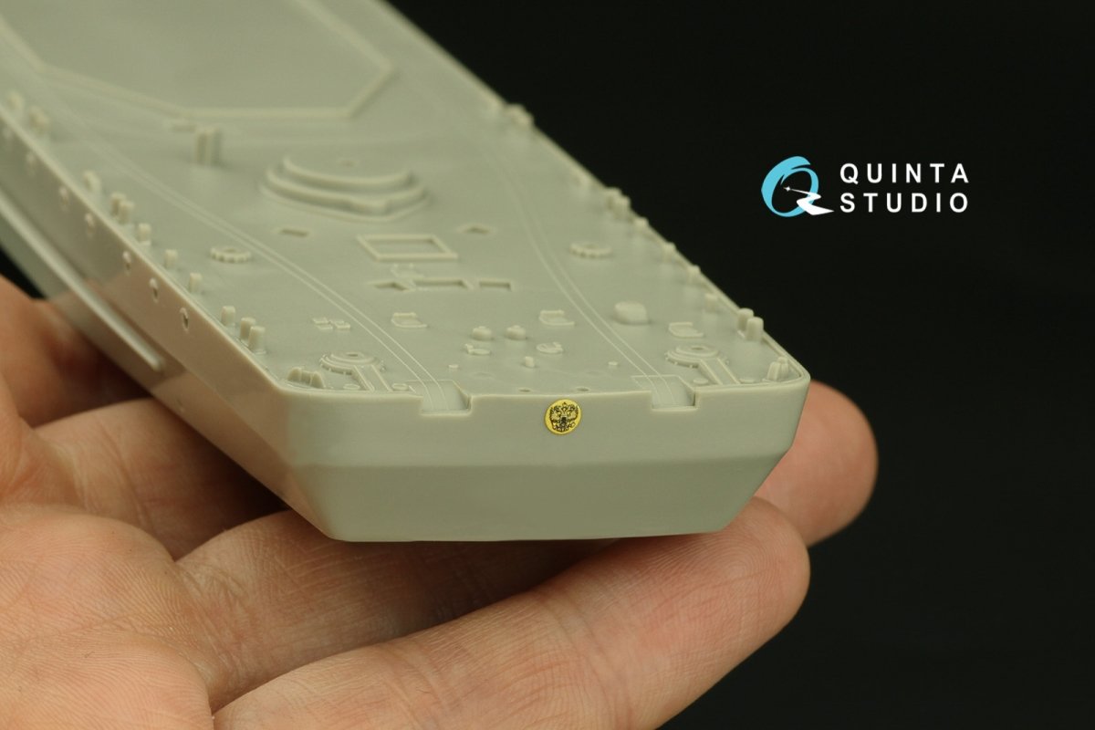 Quinta Studio QP135004 Stars and National emblems for Soviet/Russian warships 1/350 – Bild 10