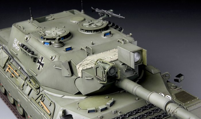 Meng Model TS-007 GERMAN MAIN BATTLE TANK LEOPARD 1 A3/A4 1/35 – Bild 6