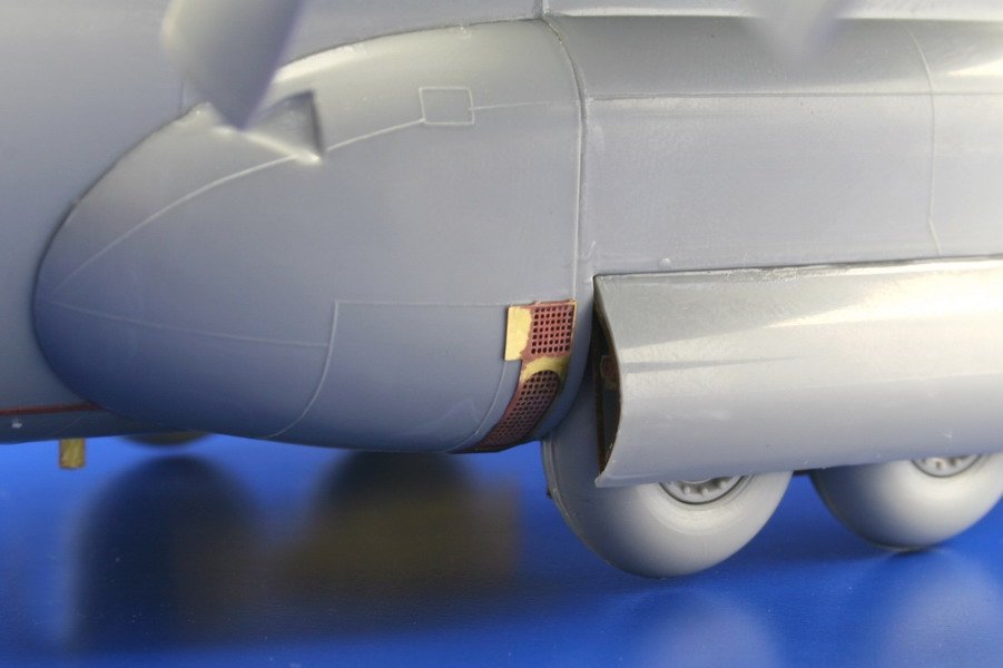 Eduard 72461 C-130H exterior 1/72 ITALERI – immagine 12