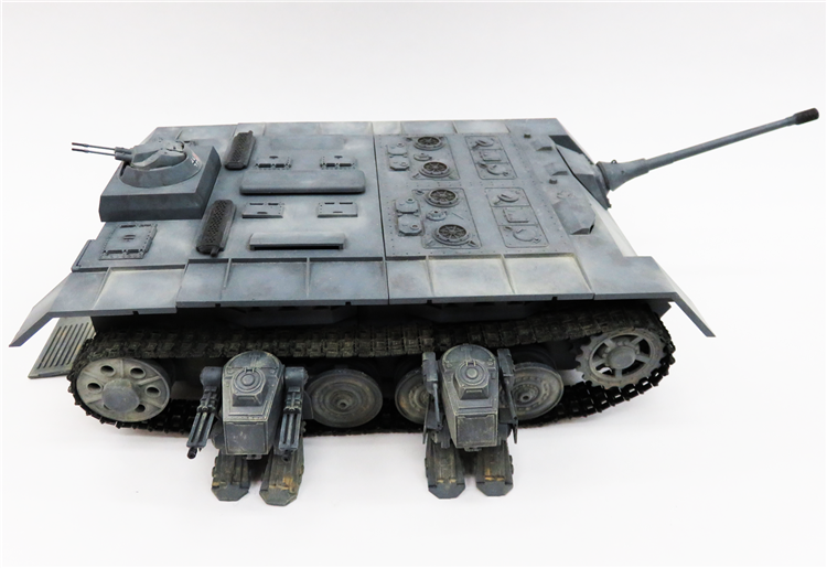 Modelcollect UA72161 Fist of War Series German P300/2 PanzerKampfWagen und Trager 1/72 – zdjęcie 12
