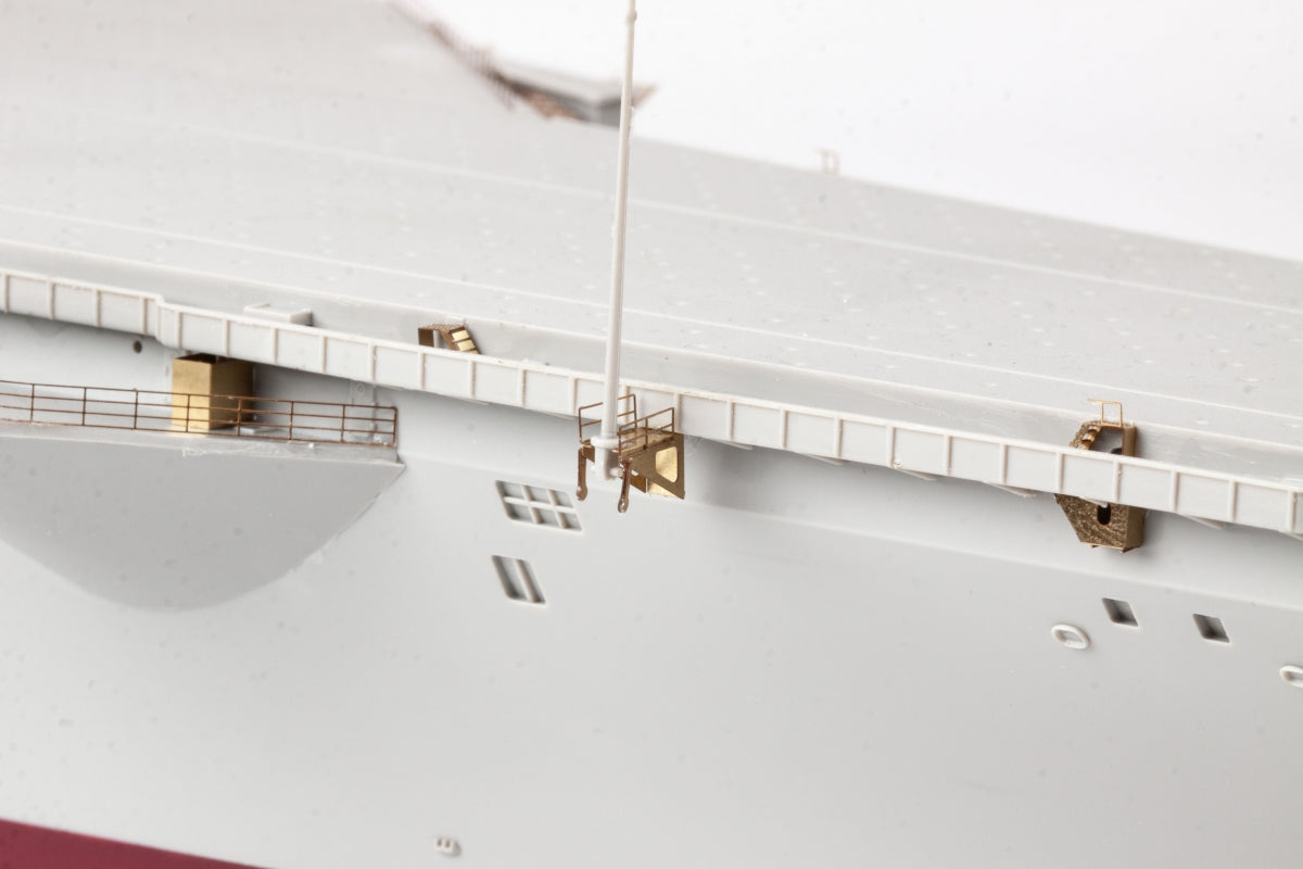 Eduard 53300 USS Nimitz CVN-68 partie 6 Trumpeter 1/350 – image 2