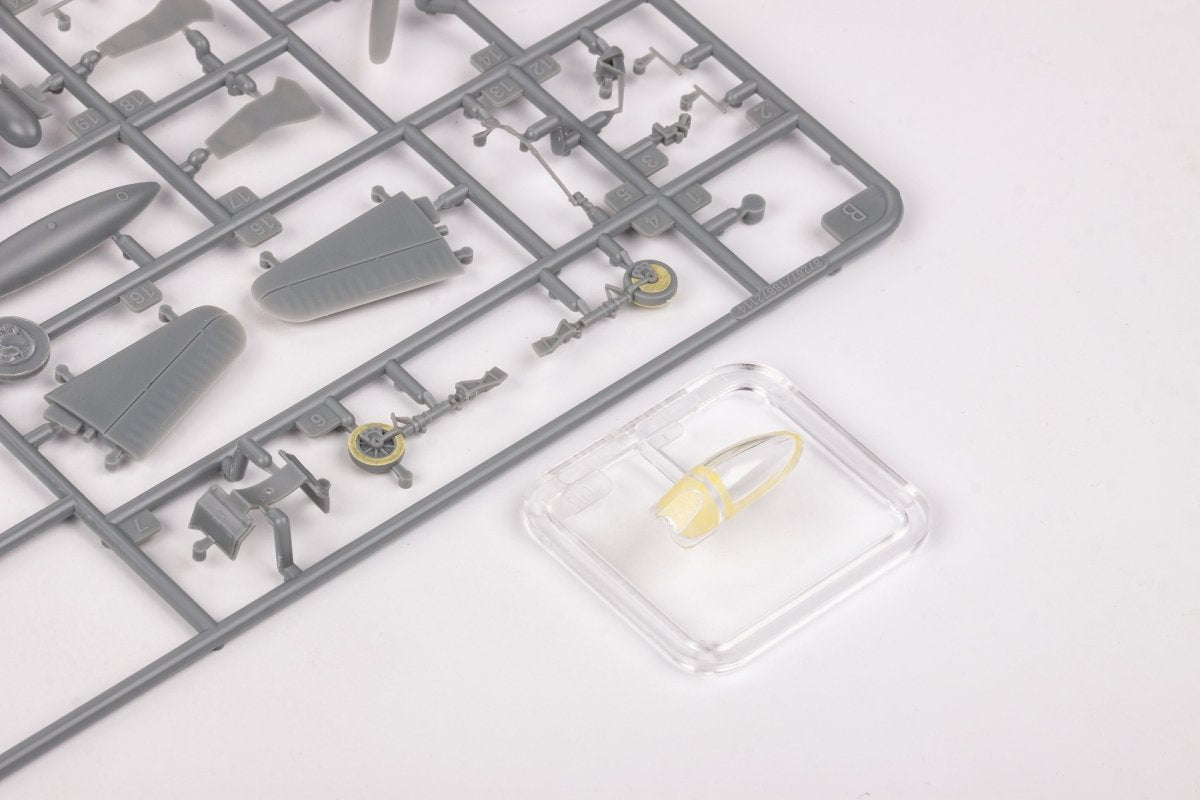 Eduard CX598 F8F-1 HOBBY BOSS 1/72 – immagine 3