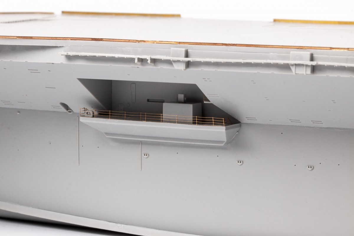 Eduard 53283 USS Constellation CV-64 part 3 - railings &amp;amp; safety nets TRUMPETER 1/350 – imagen 14