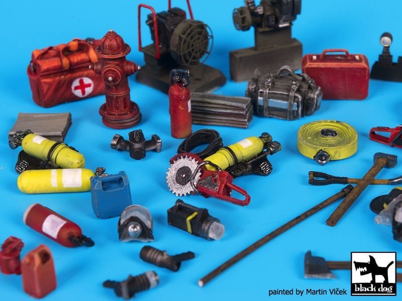 Black Dog T35144 Firefighters equipment accessories set 1/35 – immagine 4