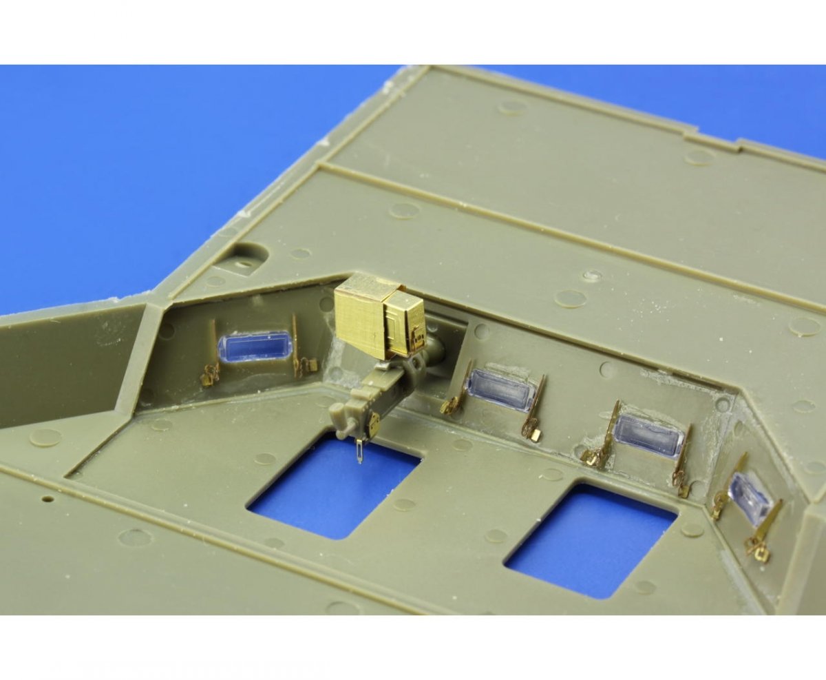 Eduard 36240 LVT-4 interior 1/35 AFV Club – immagine 7