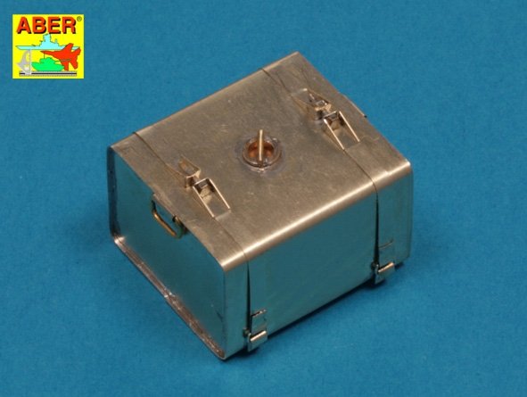 Aber 16046 Russian Heavy Tank KV-1 vol 4 - Box type lubricant tank 1/16 – Bild 3