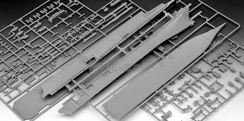 Revell 05178 Assault Carrier USS WASP CLASS 1/700 – image 7