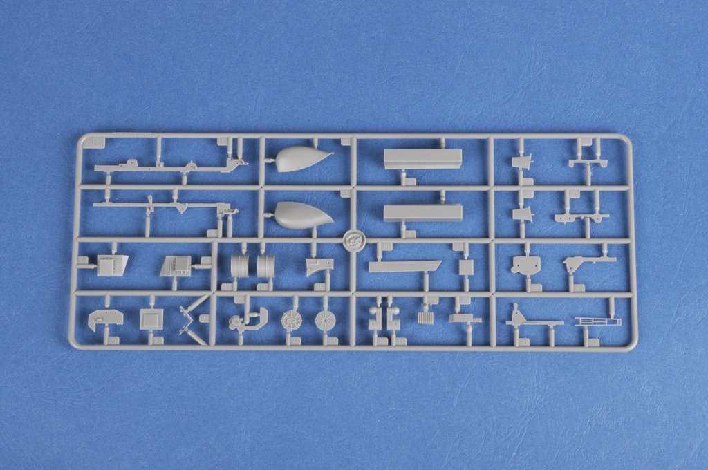 Hobby Boss 83416 Soviet Aircraft Carrier Baku 1/700 – immagine 6