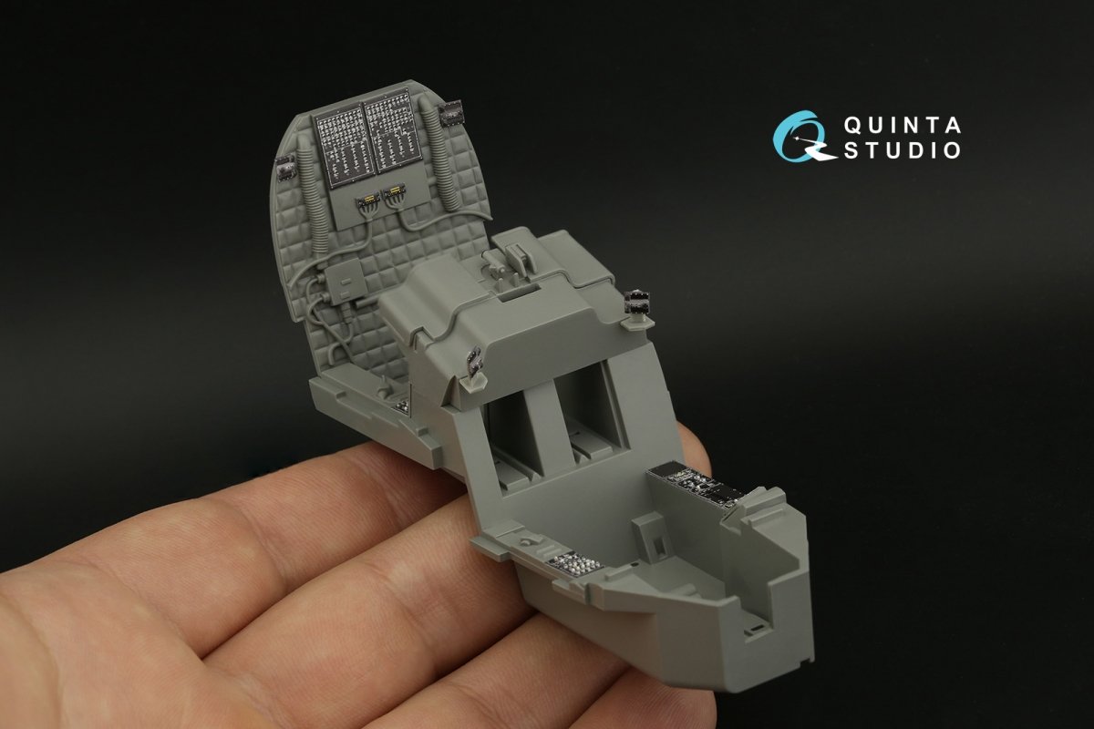 Quinta Studio QDS-35099 AH-64E 3D-Printed &amp;amp; coloured Interior on decal paper (Takom) (Small version) 1/35 – Bild 5
