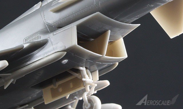 Hasegawa E40 EUROFIGHTER TYPHOON single seater 1/72 – image 4