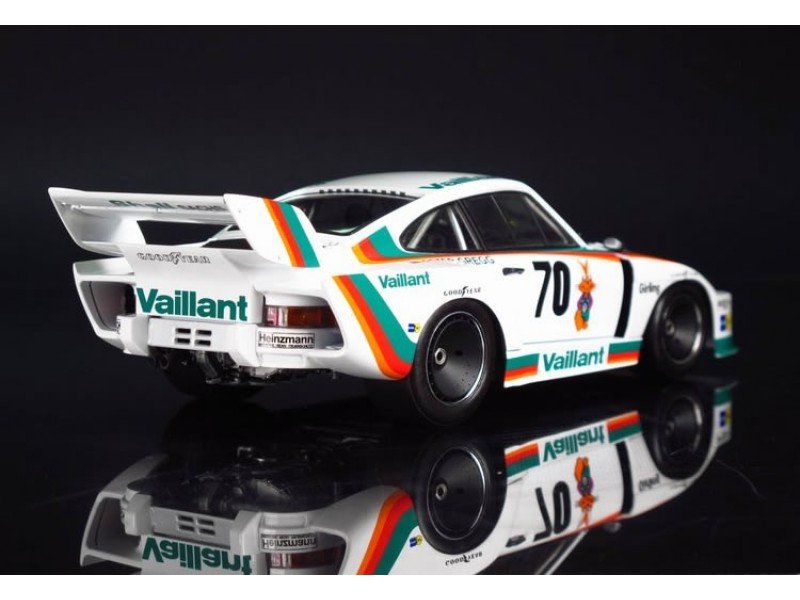 Beemax 24015 Porsche 935K2 1977 DRM Version 1/24 – zdjęcie 3