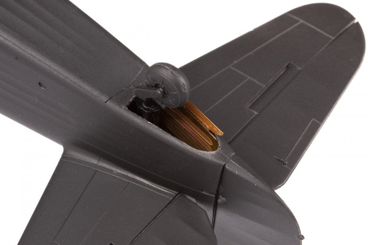 Eduard BIG33144 Yak-9T ICM 1/32 – Bild 16