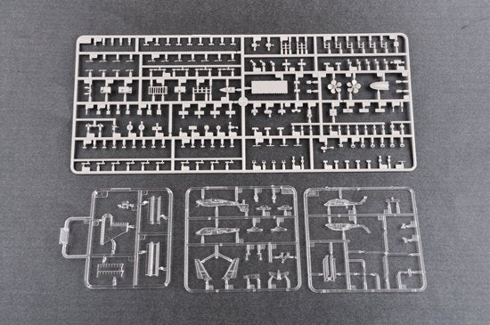 Trumpeter 05619 USS Kitty Hawk CV-63 – Bild 8
