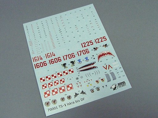 Arma Hobby 70001 TS-11 Iskra bis DF - deluxe set 1/72 – zdjęcie 9